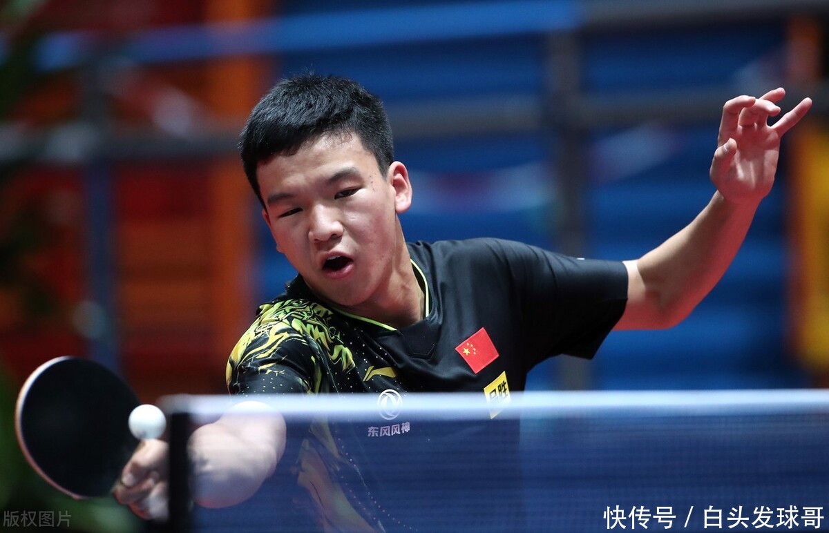 中国足球的 中国足球的