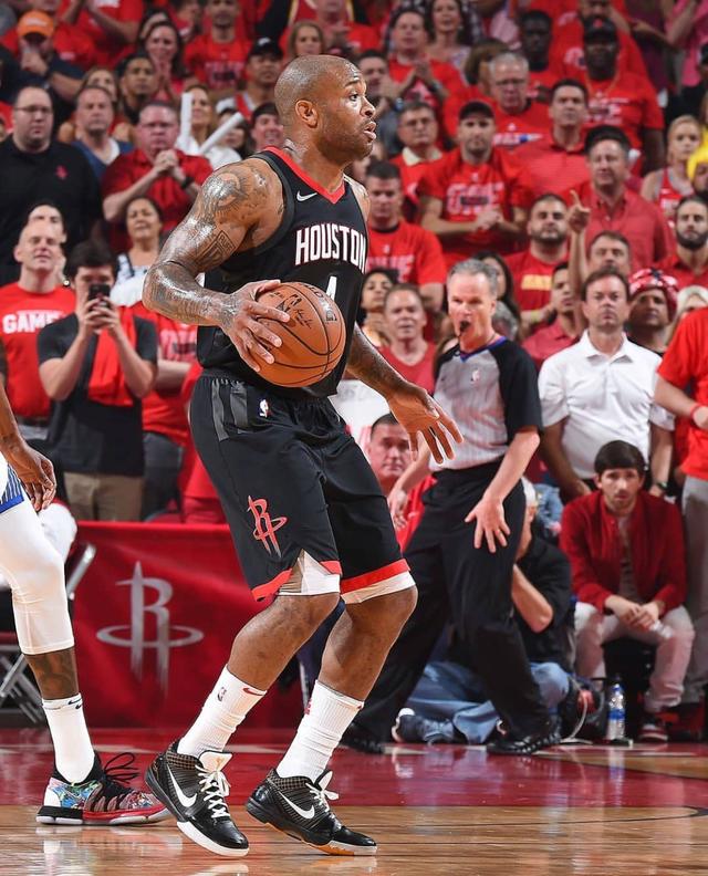 指挥后防的 指挥后防的